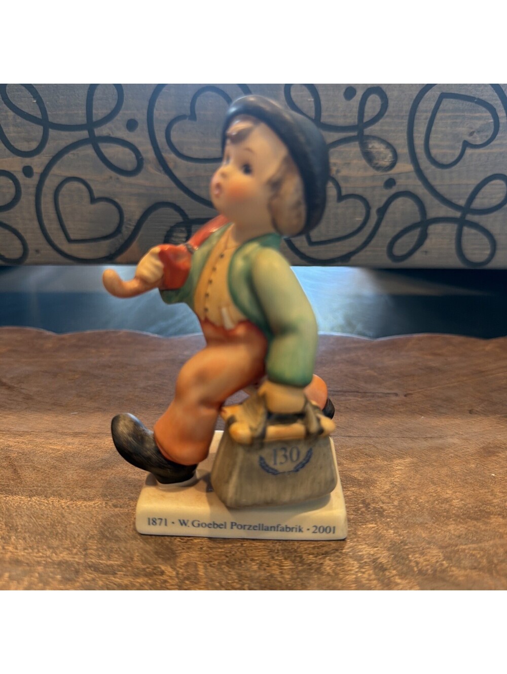 Hummel Merry Wanderer HUM 7/I 4.25” 2001 Goebel 130th Anniversary Master Painter